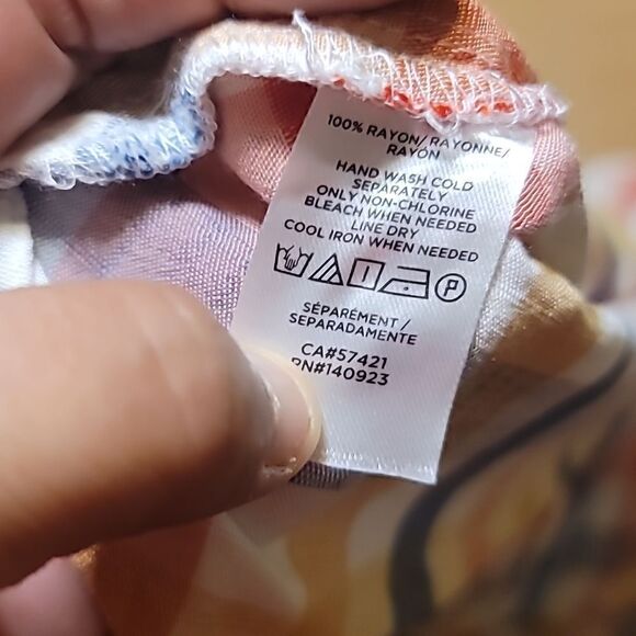 LOFT Gingham Print Top Size XS - Picture 7 of 8